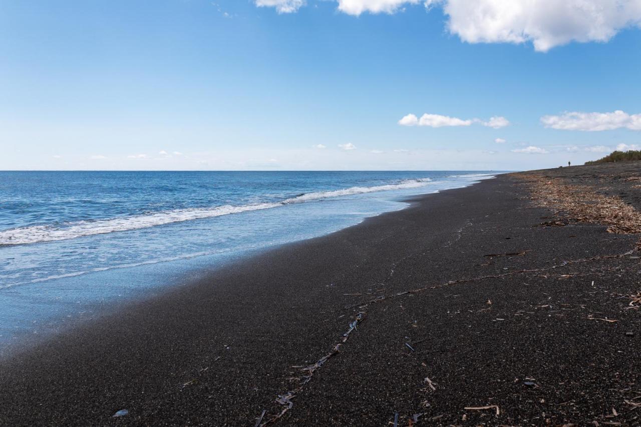 Отель Perissa Bay Экстерьер фото